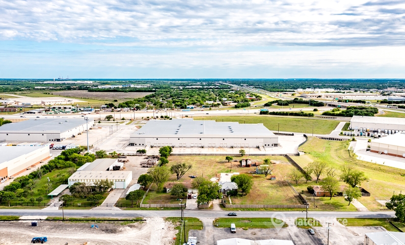 40600 m² Office warehouse for rent in San Antonio, TX, Cornerway Boulevard 1228 (78219) - 0 | MatchOffice.com