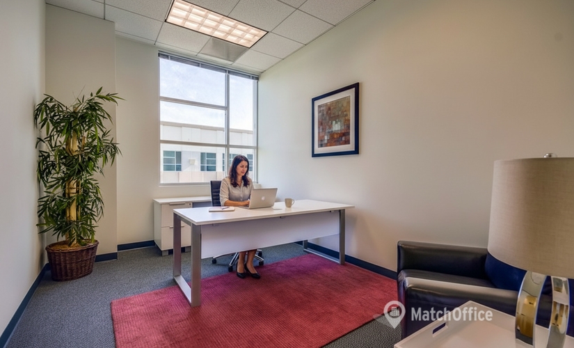  Conference hall in Valencia, 	CA, Turnberry Lane 27240 (91355) - 4 | MatchOffice.com
