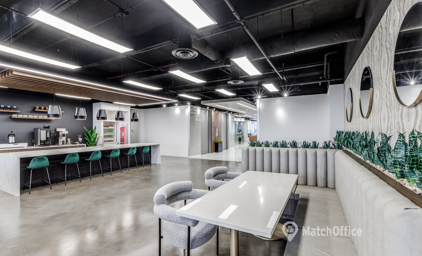 Office Greenway Plaza 24 77046 Houston Central, TX