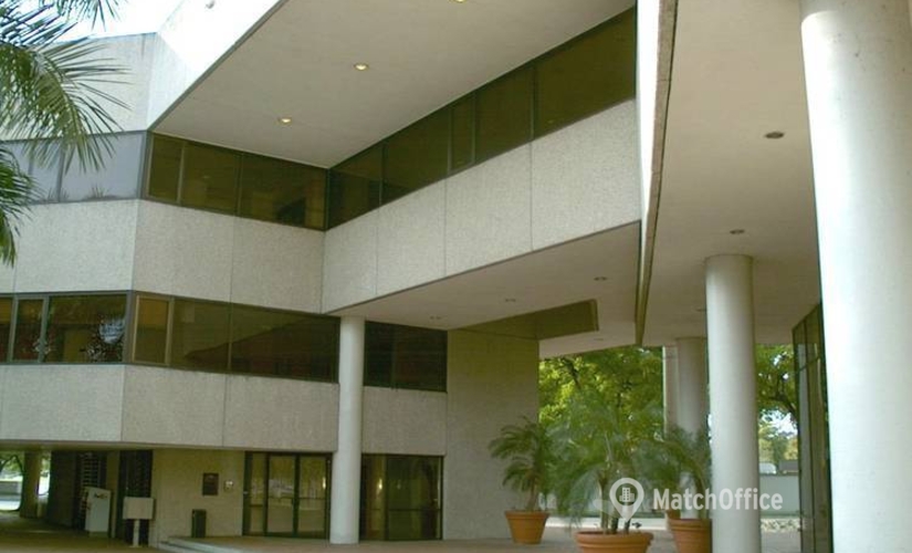 16700 m² Business space building up for rent in Miami, FL, 6625 Miami Lakes Drive (33014) - 1 | MatchOffice.com