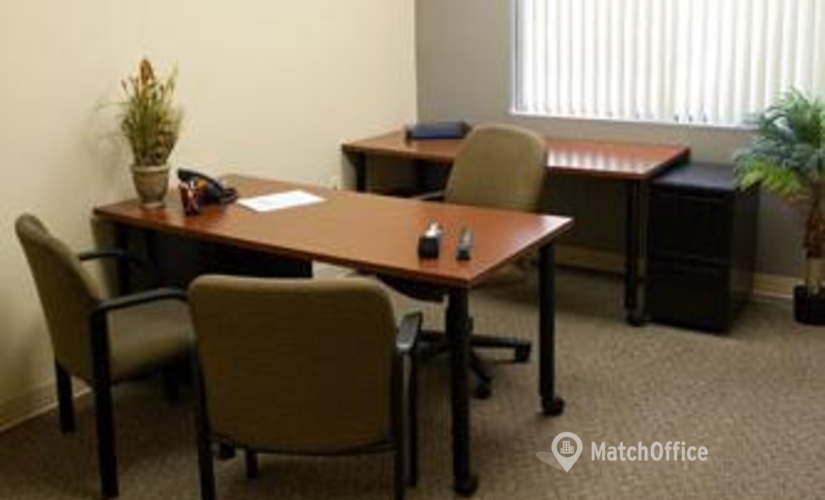 250 m² Business center place up for rent in Tampa, FL, 8270 Woodland Center Boulevard (33614) - 1 | MatchOffice.com