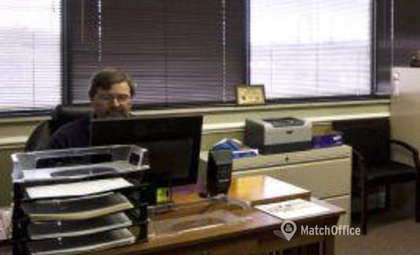 400 m² Business center building available to rent in Knoxville, TN, 9111 Cross Park Drive (37923) - 4 | MatchOffice