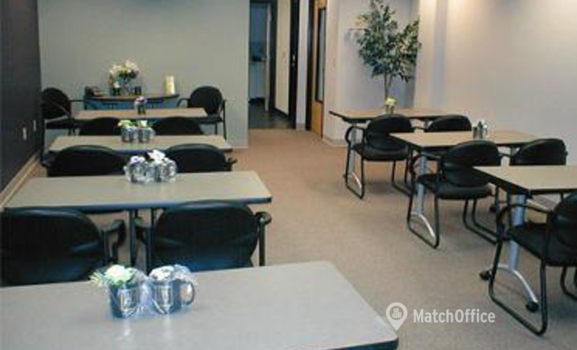 750 m² Serviced office building for rent in Portland, 5933 NE Win Sivers Drive (97220) - 1 | MatchOffice.com