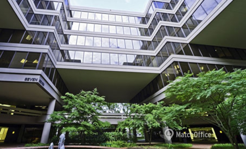 250 m² Business center building available to rent in Atlanta, GA, 3525 Piedmont Road (30305) - 1 | MatchOffice