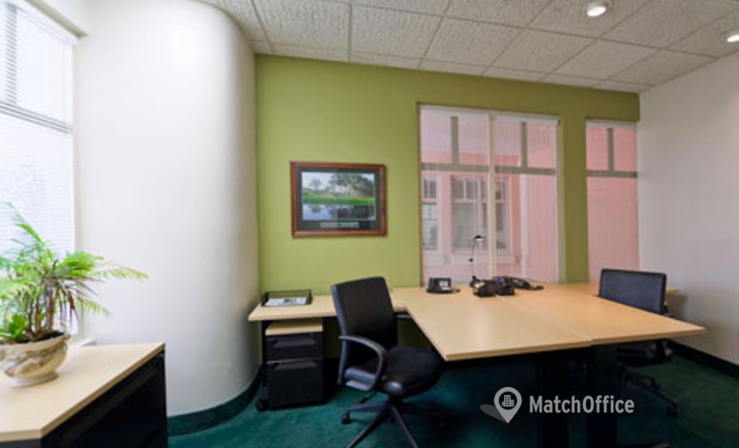 250 m² Serviced office building available to rent in Boca Raton, FL, 433 Plaza Real (33432) - 1 | MatchOffice