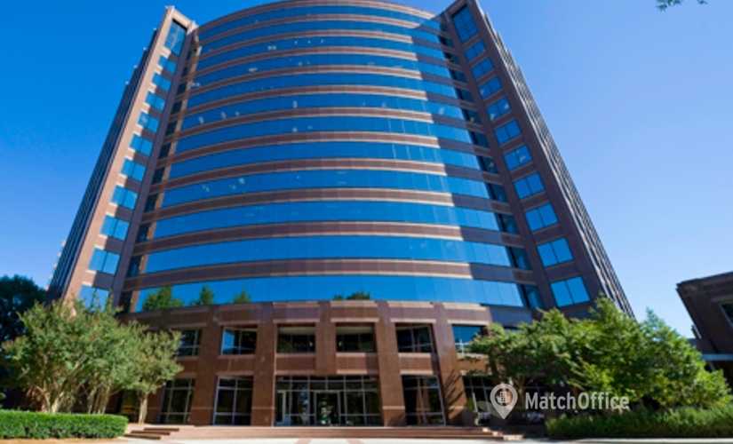 250 m² Business space in Charlotte, NC, 6000 Fairview Road (28210) - 1 | MatchOffice