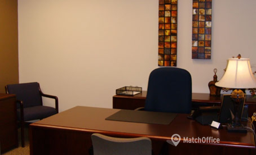 250 m² Serviced office building for rent in Cincinnati, OH, 8044 Montgomery Road (45236) - 1 | MatchOffice