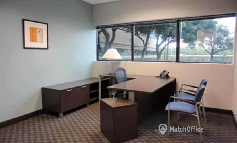 250 m² Business center building available to rent in Delray Beach, FL, 1615 South Congress Avenue (33445) - 3 | MatchOffice