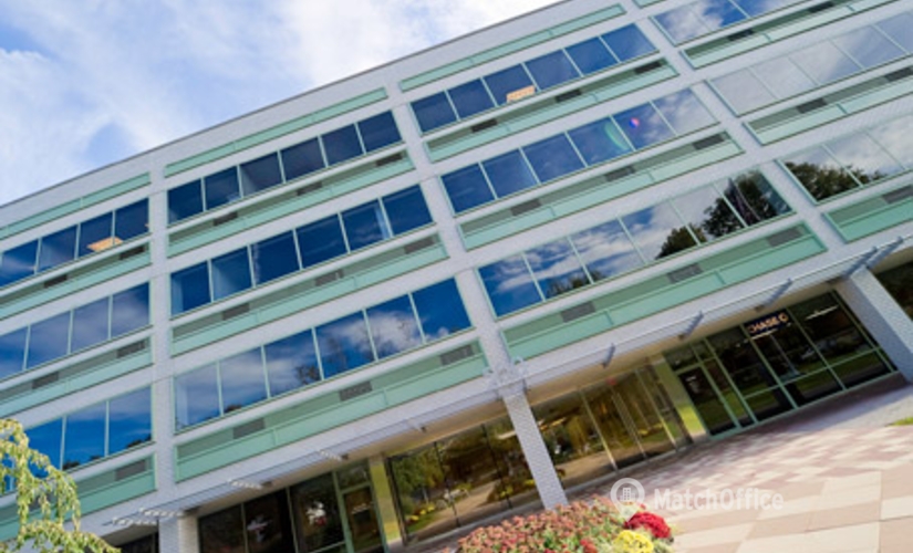 250 m² Serviced office building available to rent in Greenwich, CT, 500 W Putnam (06830) - 1 | MatchOffice
