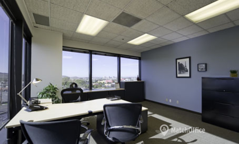 250 m² Business park building available to rent in Laguna Hills, CA, 23046 Avenida de la Carlota (92653) - 1 | MatchOffice.com