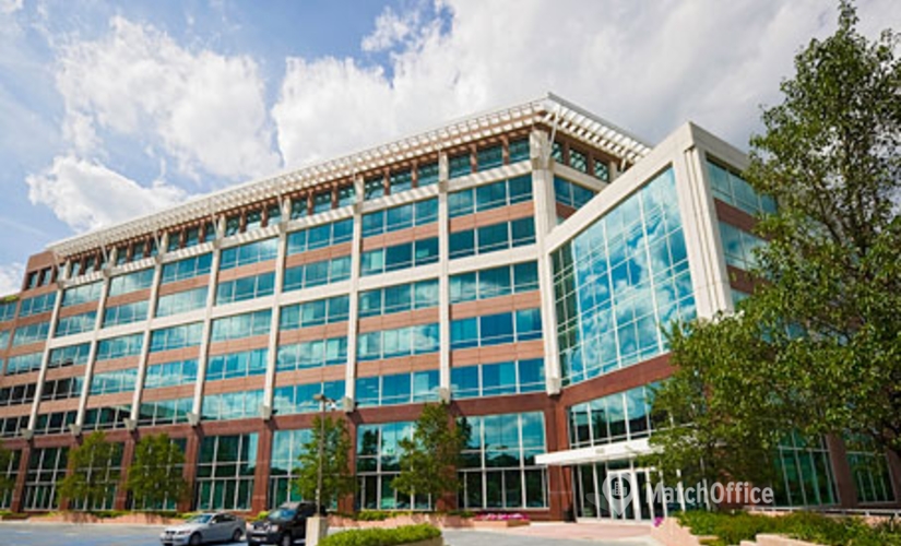250 m² Business center in Lisle, IL, 3333 Warrenville Road (60532) - 1 | MatchOffice