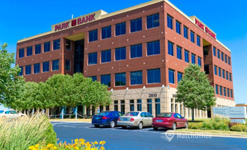 250 m² Business center in Madison,	 WI, 2810 Crossroads Dr (53718) - 0 | MatchOffice