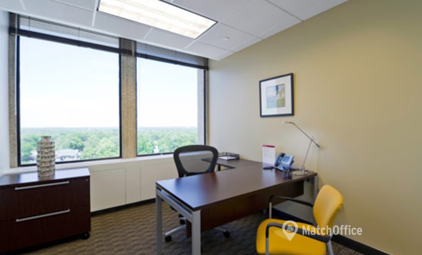 250 m² Business center place up for rent in Clayton, MO, 7733 Forsyth Boulevard (63105) - 2 | MatchOffice