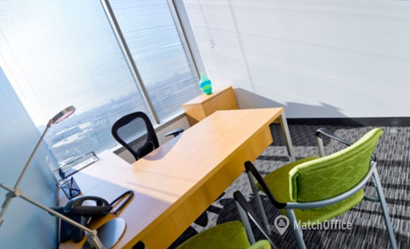 250 m² Business park building for rent in Chicago, IL, 939 W. North Avenue (60642) - 2 | MatchOffice