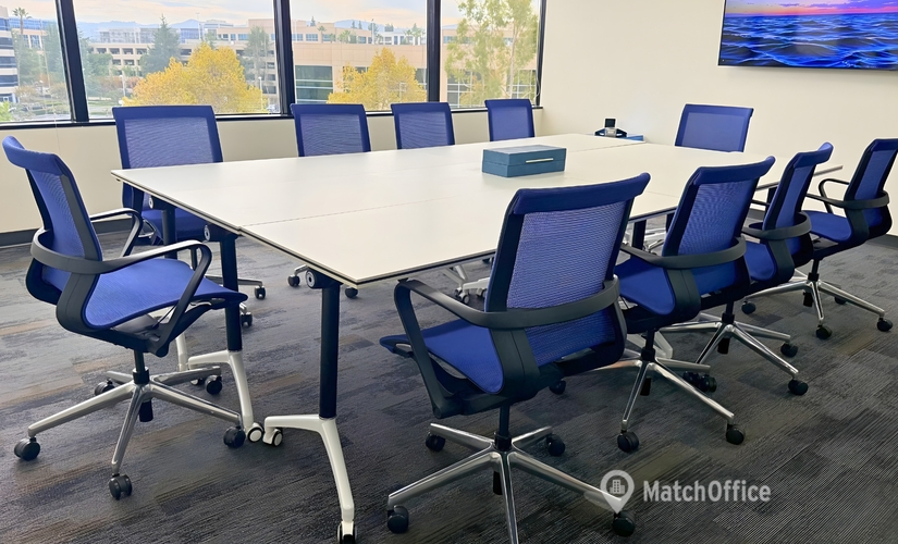  Meeting room in Woodland Hills, CA, Canoga Avenue 5850 (91367) - 3 | MatchOffice