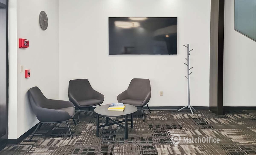 10 m² Shared workspace  in West Allis, WI, 10920 W Lincoln Avenue (53227) - 4 | MatchOffice.com