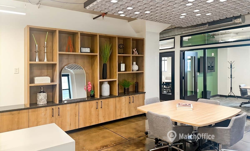 10 m² Shared workspace in Indianapolis, IN, 863 Massachusetts Avenue (46204) - 2 | MatchOffice