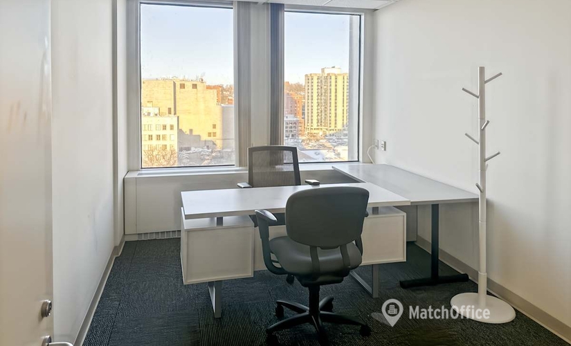 10 m² Shared workspace  in Boston, MA, 1500 Main Street (01115) - 3 | MatchOffice