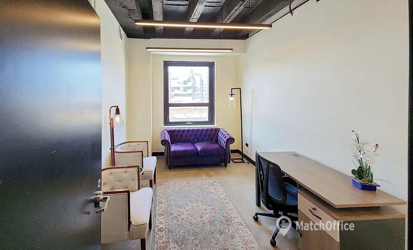 Virtual office space in Chicago, IL, 1200 N. Ashland Avenue (60622) - 3 | MatchOffice.com