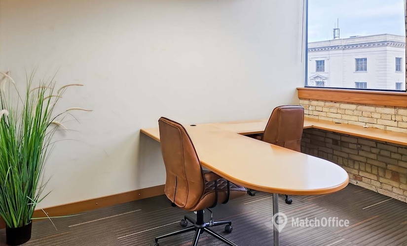 10 m² Shared workspace in Downtown, 118 S Adams St (54301) - 3 | MatchOffice
