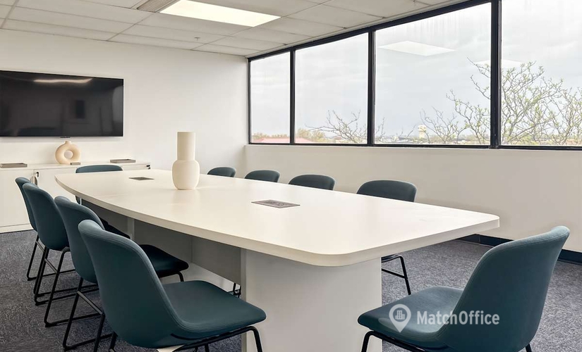 10 m² Shared office  in Des Moines, IA, 1501 42nd Street (50266) - 2 | MatchOffice.com