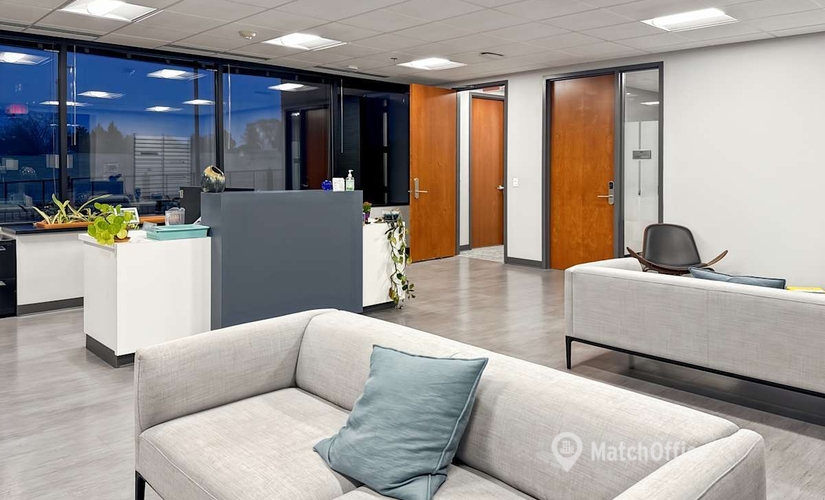 10 m² Business space in Milwaukee, WI, 9000 W. Chester St. (53214) - 1 | MatchOffice.com