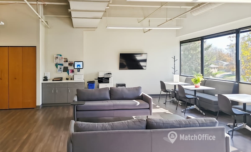 10 m² Business space in West Allis, WI, 10150 W National Ave (53227) - 4 | MatchOffice.com