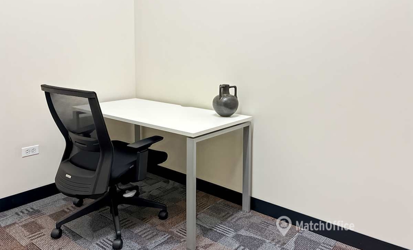 10 m² Business space in Hoffman Estates, IL, 5400 Prairie Stone Parkway (60192) - 0 | MatchOffice.com