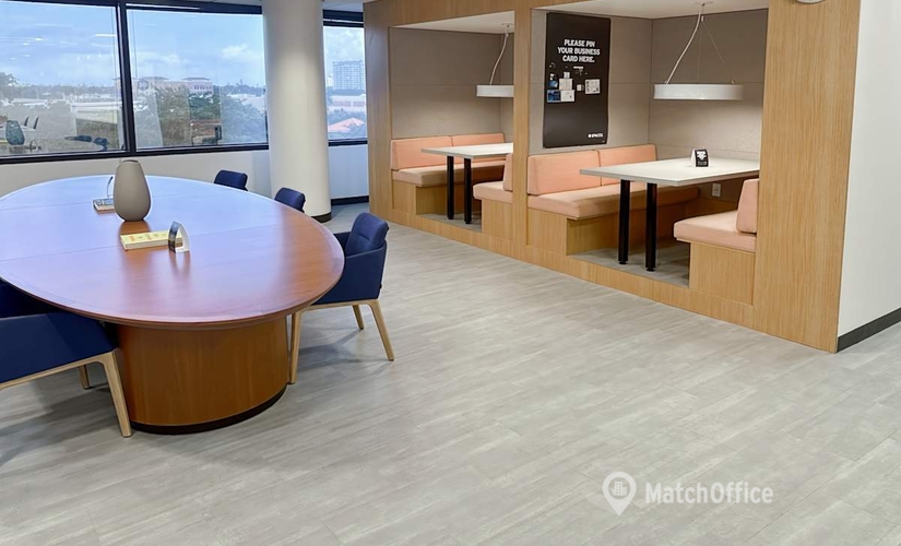 10 m² Coworking space in North Miami, FL, 11900 Biscayne Blvd (33181) - 4 | MatchOffice.com