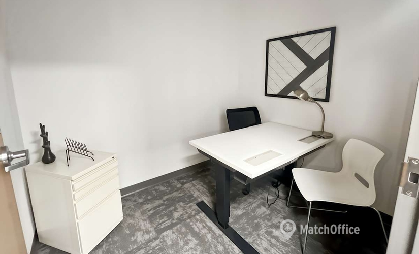 10 m² Business center in Boston, MA, 1053 Farmington Avenue (06032) - 3 | MatchOffice.com