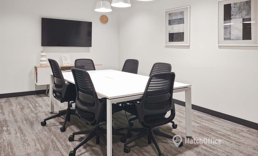 10 m² Shared office in Waukesha, WI, 2301 Sun Valley Dr. (53018) - 2 | MatchOffice