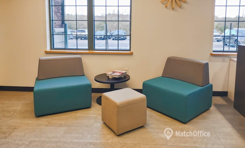 10 m² Coworking space  in Waukesha, WI, 2301 Sun Valley Dr. (53018) - 4 | MatchOffice.com