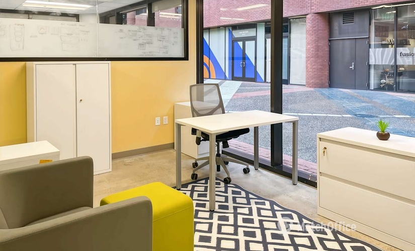 10 m² Shared workspace  in San Francisco, CA, 1160 Battery Street East (94111) - 3 | MatchOffice