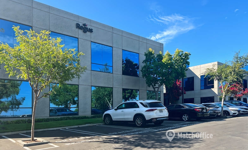 10 m² Business center in West Covina, 1370 Valley Vista Drive (91765) - 0 | MatchOffice.com