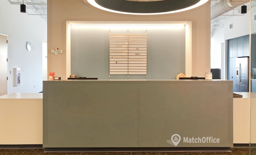 10 m² Business center in Glendale, WI, 500 West Silver Spring Drive (53217) - 1 | MatchOffice.com