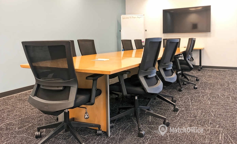 10 m² Business center in Glendale, WI, 500 West Silver Spring Drive (53217) - 2 | MatchOffice.com