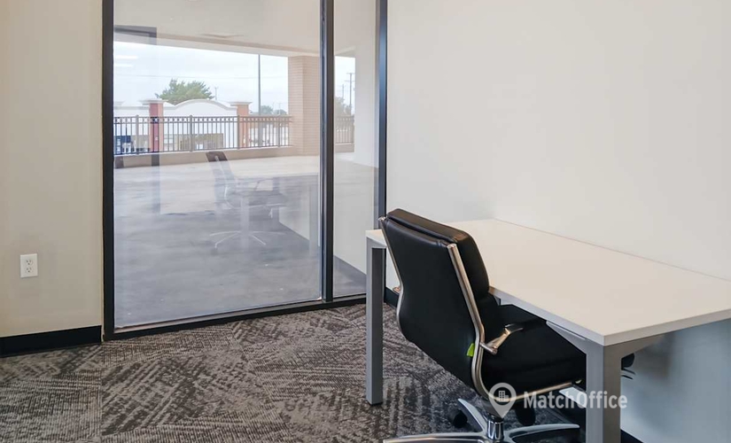 10 m² Coworking space  in Oklahoma City, 3209 S Broadway (73013) - 3 | MatchOffice.com