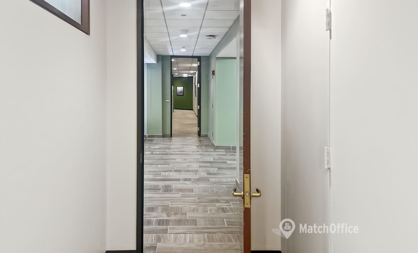 10 m² Co-working in Chicago West Loop, IL, 125 South Wacker Drive (60606) - 1 | MatchOffice