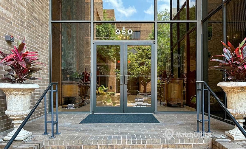 10 m² Serviced office in Houston Northwest, TX, 950 Echo Lane Hedwig Village (77024) - 0 | MatchOffice.com