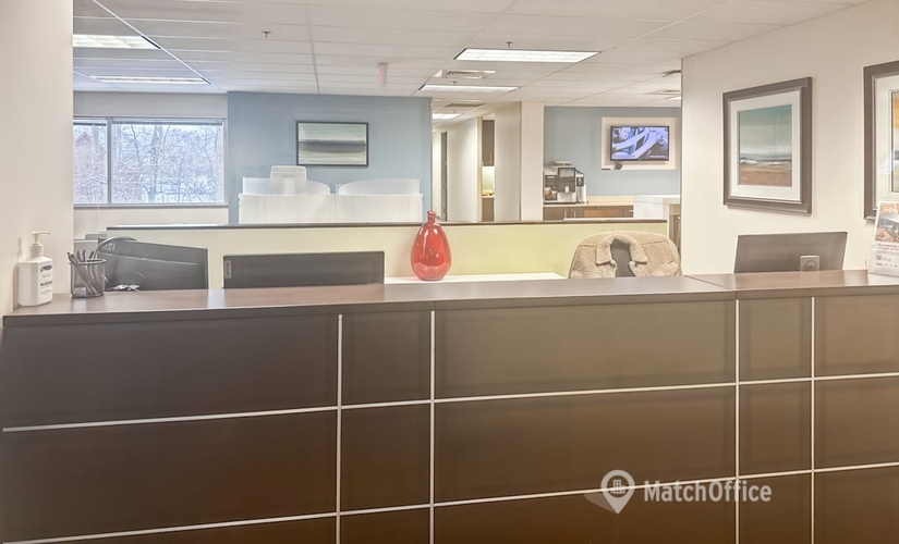 10 m² Shared workspace  in Maumee, OH, 1715 Indian Wood Circle (43537) - 1 | MatchOffice.com