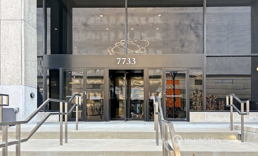 10 m² Coworking in Clayton, MO, 7733 Forsyth Boulevard (63105) - 0 | MatchOffice.com