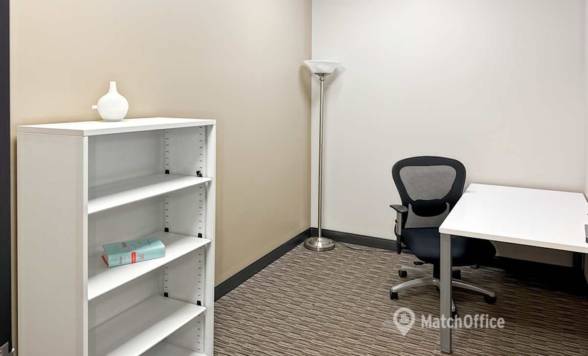 10 m² Shared workspace in Lisle, IL, 3333 Warrenville Road (60532) - 0 | MatchOffice.com