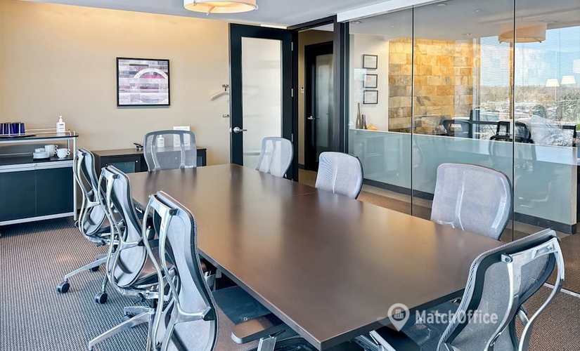 10 m² Coworking space in Lisle, IL, 3333 Warrenville Road (60532) - 2 | MatchOffice.com