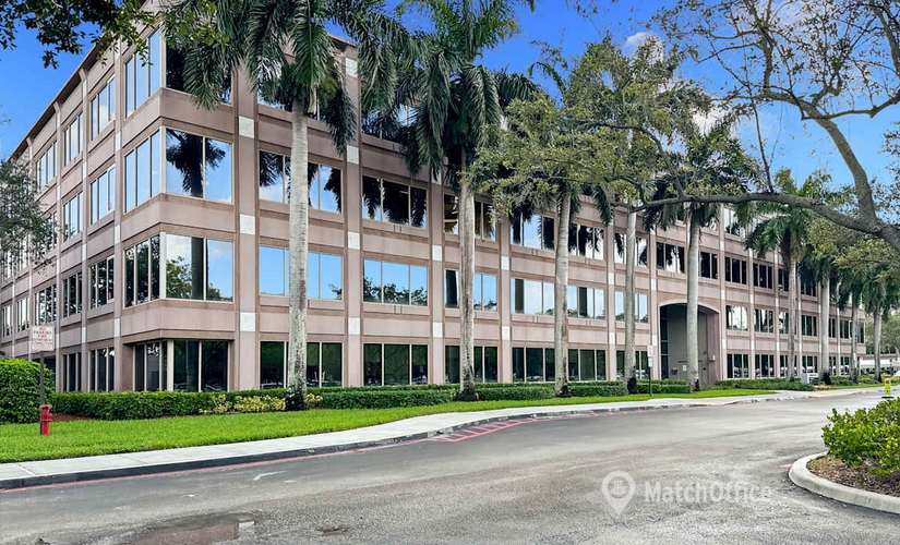 10 m² Business space in Plantation, FL, 8201 Peters Road (33324) - 2 | MatchOffice.com