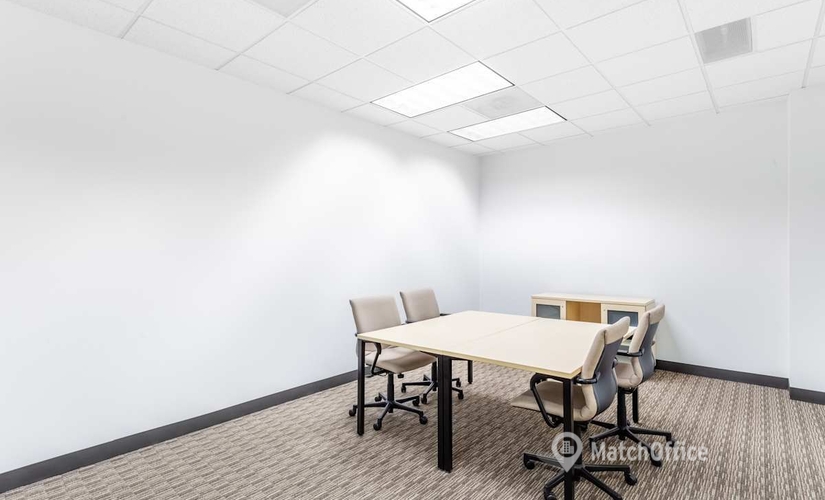 10 m² Co-working in Overland Park, KS, 7500 College Boulevard (66210) - 0 | MatchOffice.com