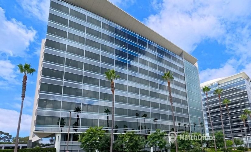 10 m² Coworking in Culver City, CA, 6080 Center Drive (90045) - 2 | MatchOffice.com