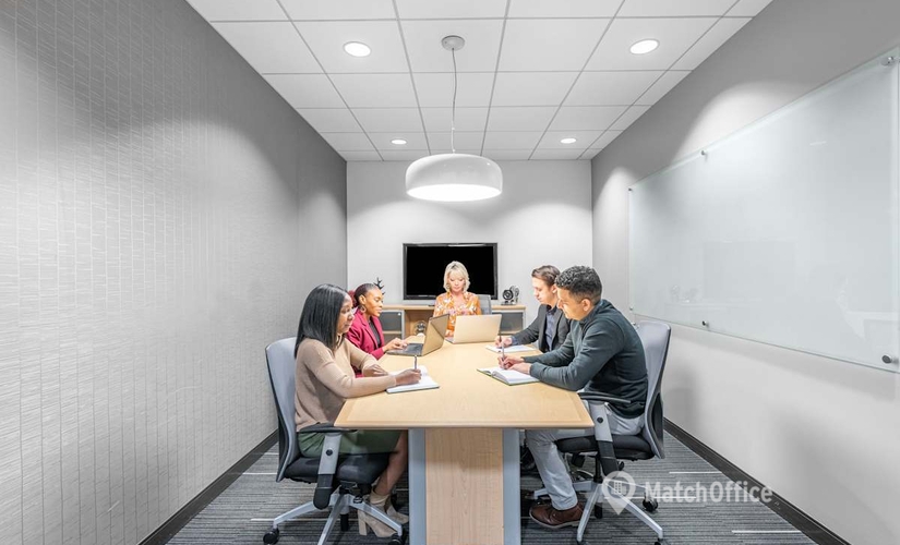 10 m² Shared office in Schaumburg, IL, 10 North Martingale Road (60173) - 2 | MatchOffice.com