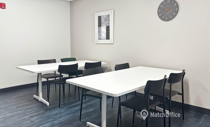  Conference room in Clearwater, FL, 29399 US Highway 19 N (33761) - 9 | MatchOffice