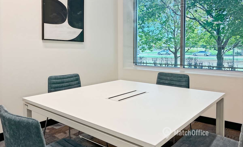 Conference room in Hoffman Estates, IL, 5400 Prairie Stone Parkway (60192) - 9 | MatchOffice.com