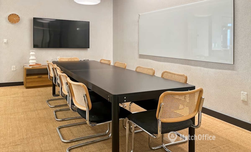 Meeting room in Phoenix, AZ, 101 East Washington Street (85004) - 2 | MatchOffice
